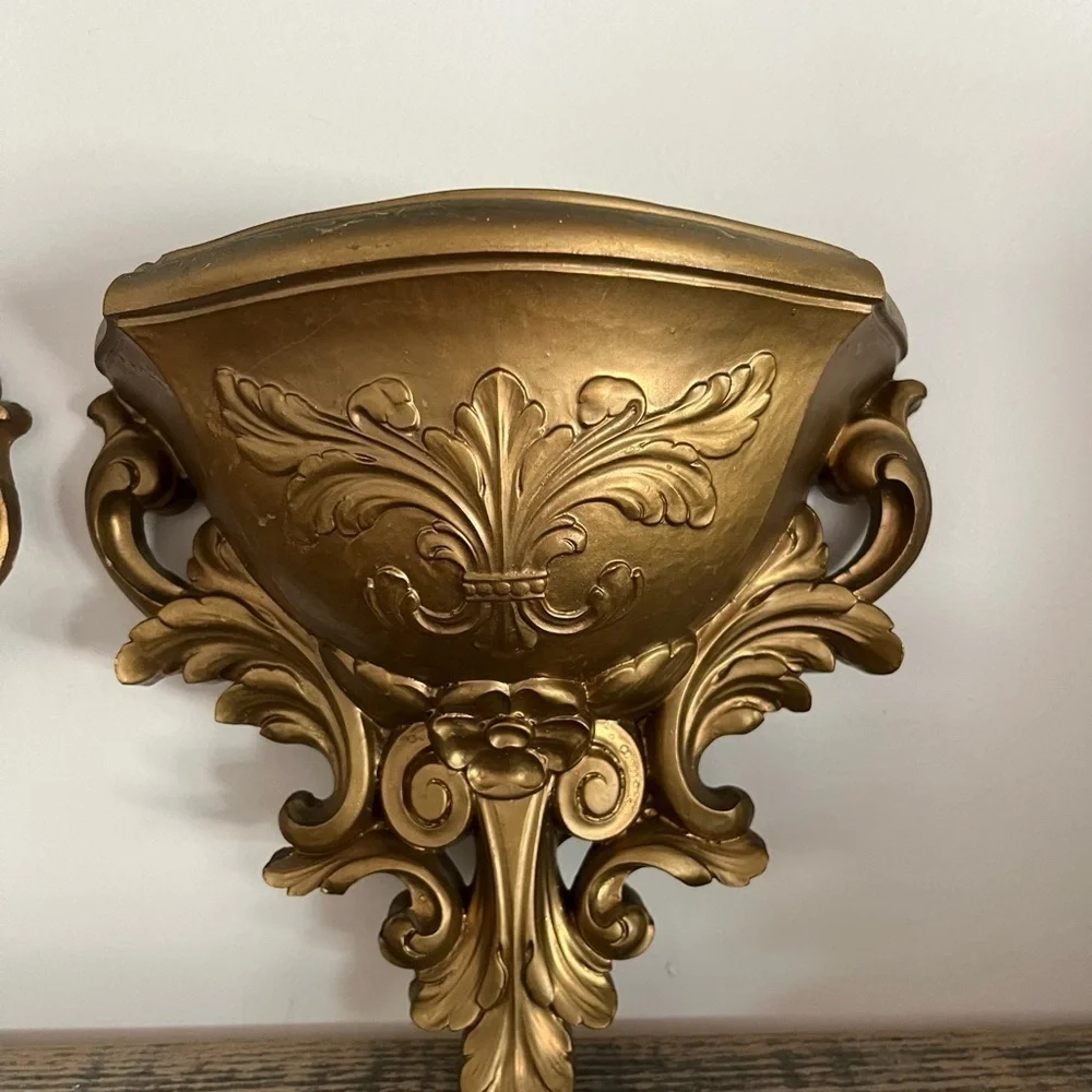HomeCo ornate gold set of 2 wall pockets